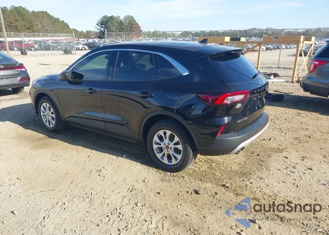 2023 Ford Escape Active z USA, uszkodzony, nr VIN 1FMCU0GN3PUB06251